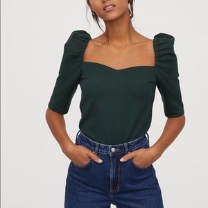 NWT Puff-sleeved Stretch Top
